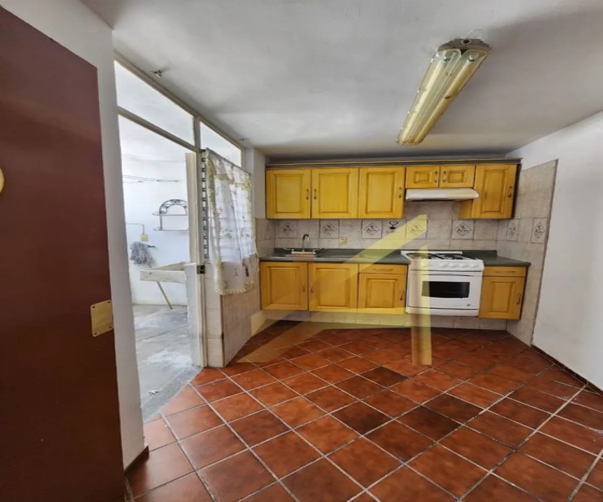 Departamento En Venta,Jardines de Los Arcos,Avenida San Francisco 3158 08, Guadalajara, Jalisco 44500, 3 Habitaciones,1 Baño,Avenida San Francisco,1,pVvCriN