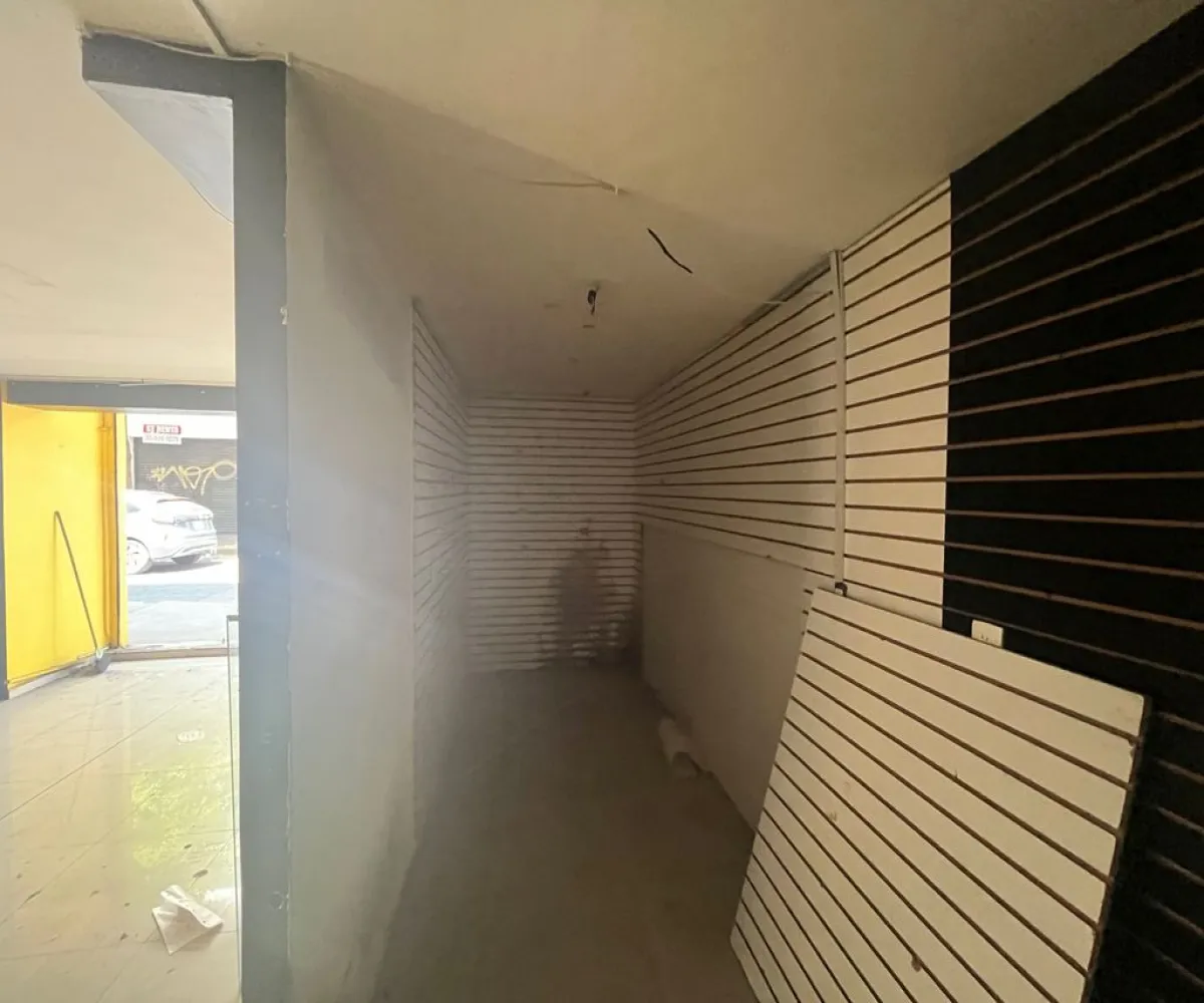 Local En Renta,Zona Centro,Calle Francisco Indalecio Madero 271, Guadalajara, Jalisco 44100,1 Baño,Calle Francisco Indalecio Madero,2,pXeV9lY