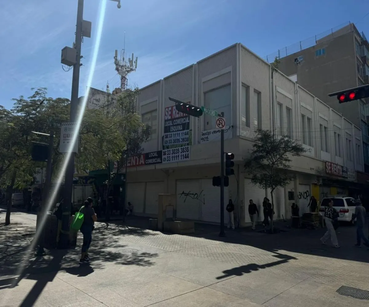 Local En Renta,Zona Centro,Calle Francisco Indalecio Madero 271, Guadalajara, Jalisco 44100,1 Baño,Calle Francisco Indalecio Madero,2,pXeV9lY