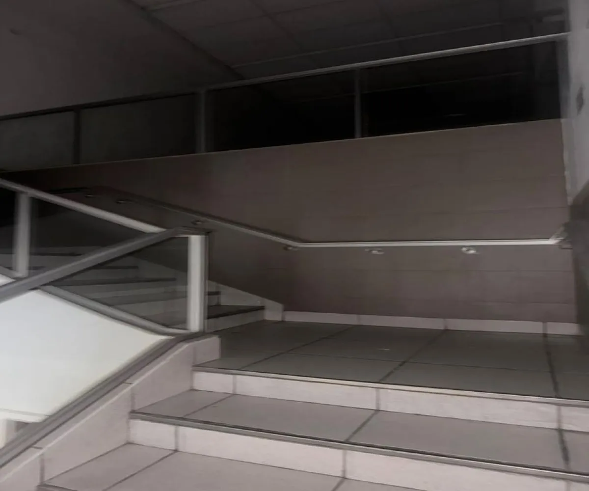 Oficina En Renta,Zona Centro,Avenida 16 de Septiembre 325, Guadalajara, Jalisco 44100,4 Baños,Avenida 16 de Septiembre,1,pXBJMzx