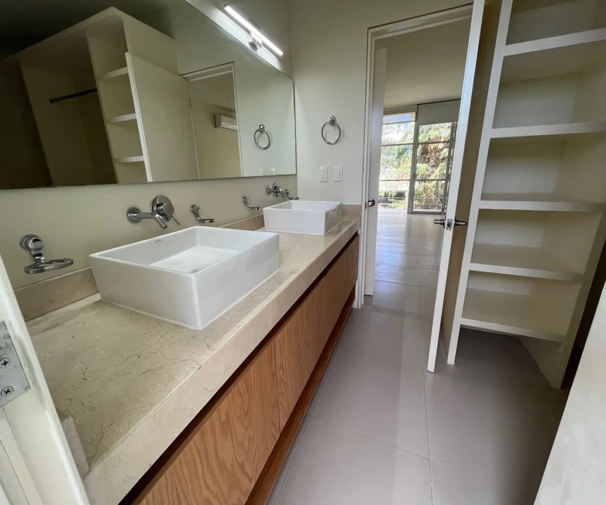 Casa En Renta,Los Gavilanes,avenida López Mateos Sur 7000 289, Tlajomulco de Zúñiga, Jalisco 45645, 3 Habitaciones,4 Baños,avenida López Mateos Sur ,1,pYVFyUj