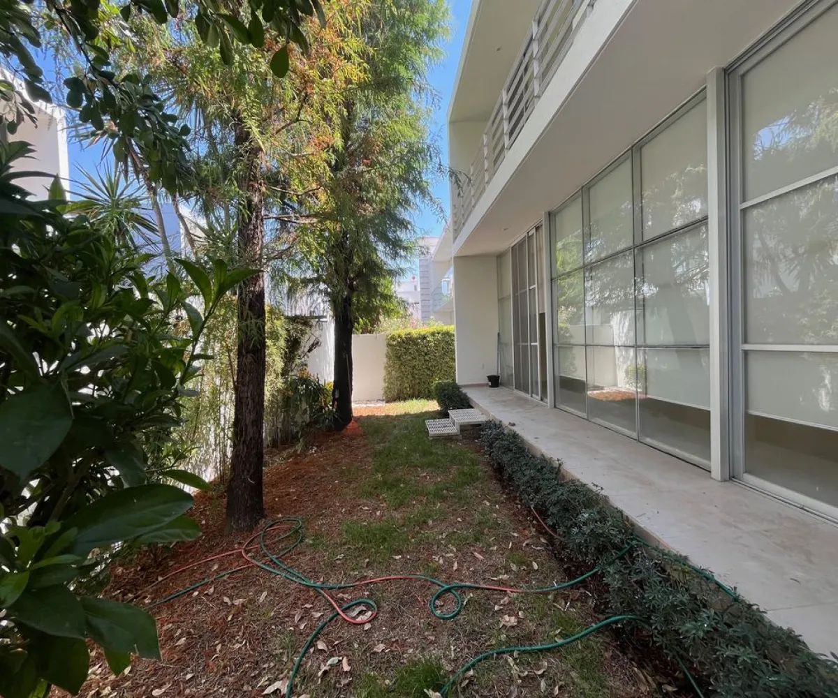 Casa En Renta,Los Gavilanes,avenida López Mateos Sur 7000 289, Tlajomulco de Zúñiga, Jalisco 45645, 3 Habitaciones,4 Baños,avenida López Mateos Sur ,1,pYVFyUj