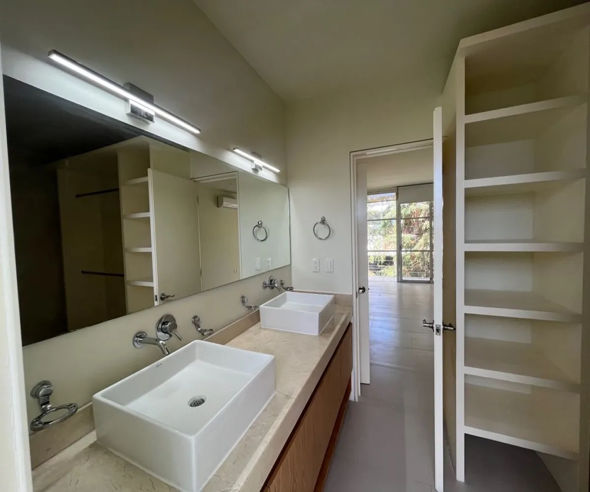 Casa En Renta,Los Gavilanes,avenida López Mateos Sur 7000 289, Tlajomulco de Zúñiga, Jalisco 45645, 3 Habitaciones,4 Baños,avenida López Mateos Sur ,1,pYVFyUj