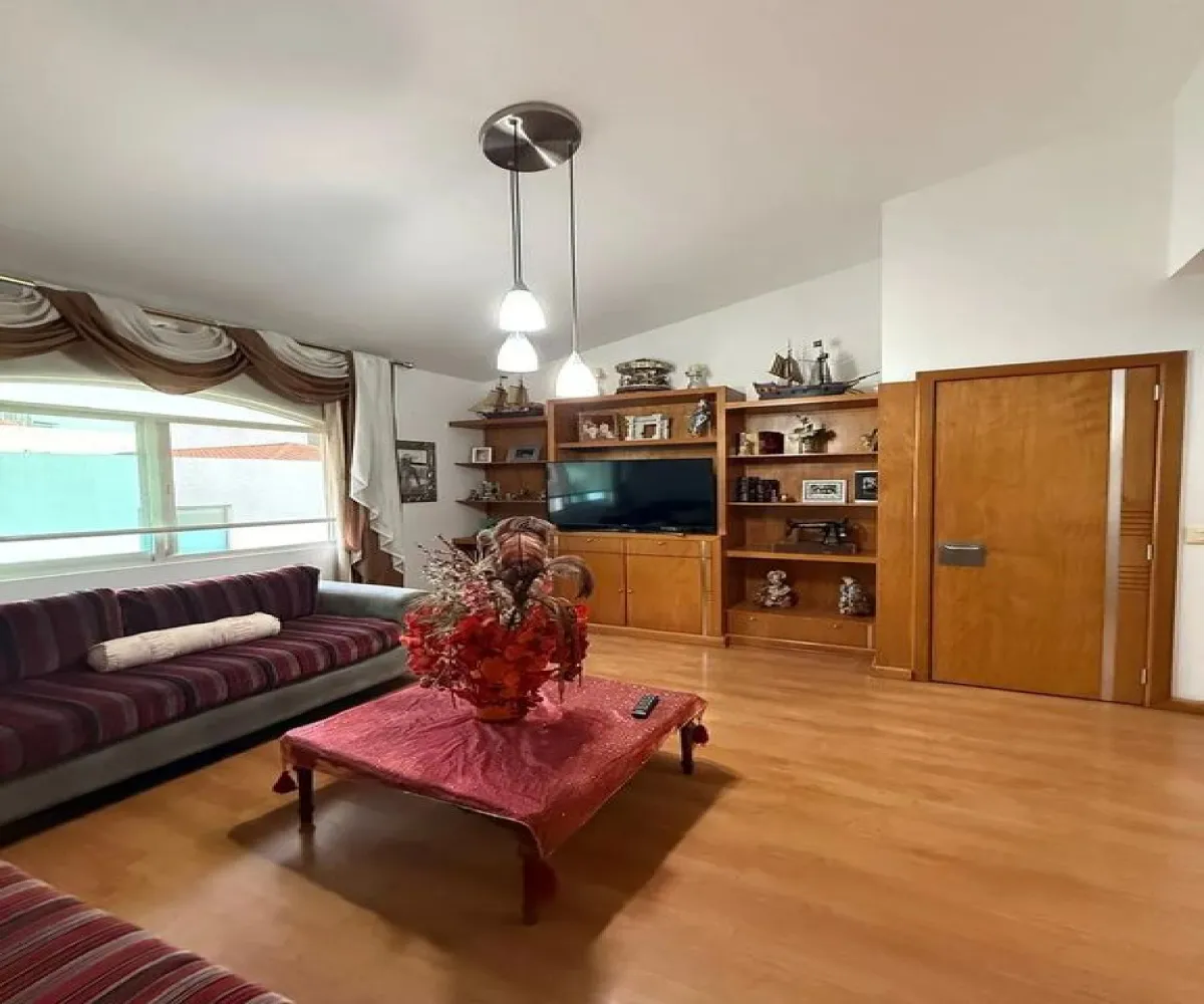 Casa En Venta,Puerta de Hierro,Vereda del Halcón S/N, Zapopan, Jalisco 45116, 3 Habitaciones,4 Baños,Vereda del Halcón,2,pJ2YxE6