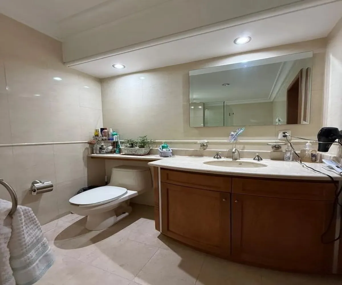 Casa En Venta,Puerta de Hierro,Vereda del Halcón S/N, Zapopan, Jalisco 45116, 3 Habitaciones,4 Baños,Vereda del Halcón,2,pJ2YxE6