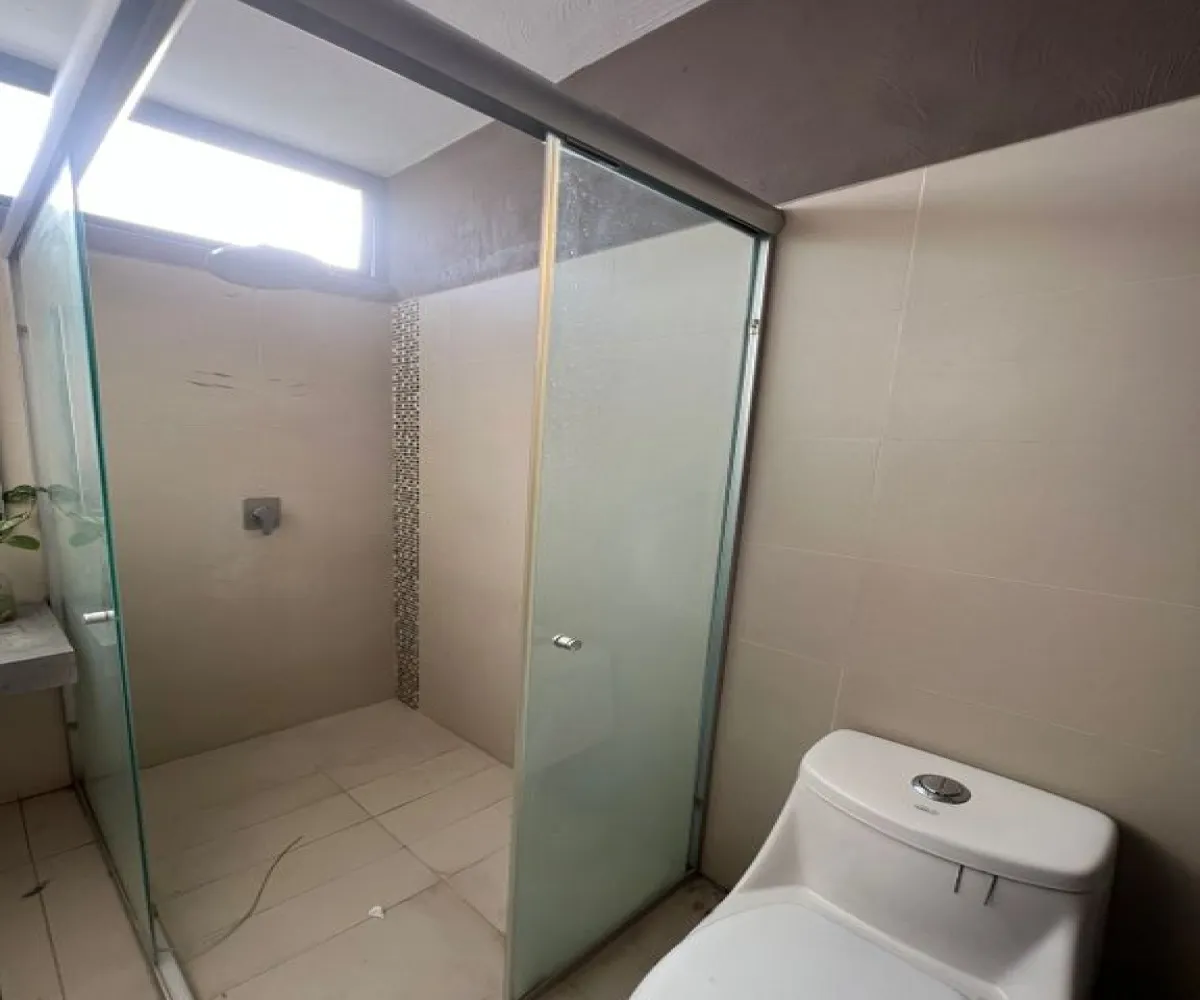 Casa En Venta,Mariano Otero,Privada Mariano Otero 3815, Zapopan, Jalisco 45067, 4 Habitaciones,3 Baños,Privada Mariano Otero,1,pIyW3Gb