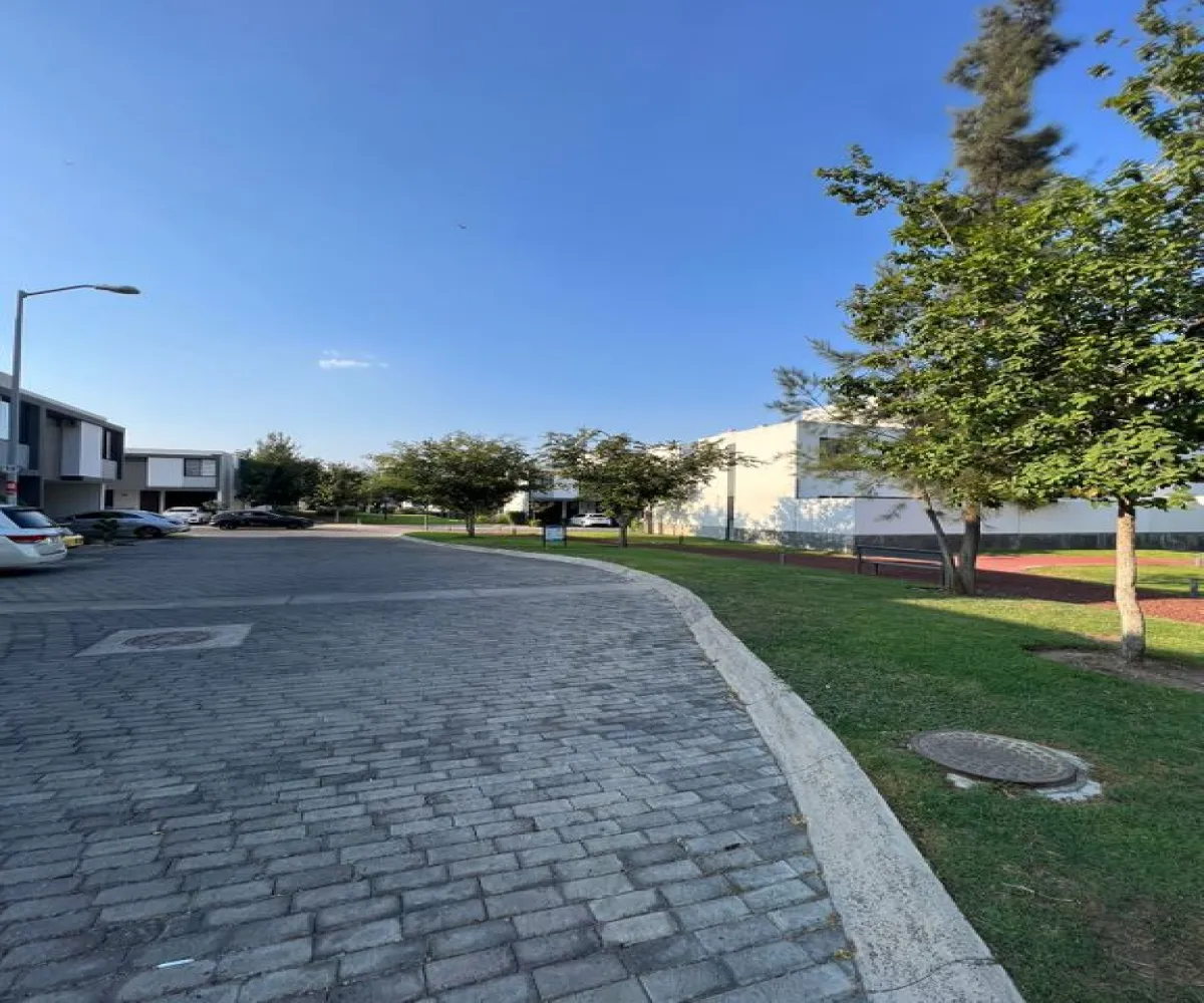 Casa En Venta,Mariano Otero,Privada Mariano Otero 3815, Zapopan, Jalisco 45067, 4 Habitaciones,3 Baños,Privada Mariano Otero,1,pIyW3Gb