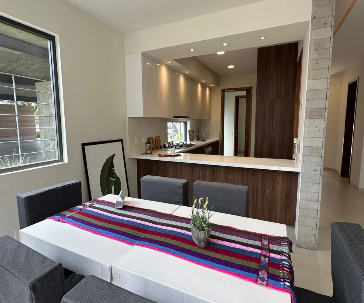 Casa En Venta,Parques Vallarta,Paseo del Norte 3322 108, Zapopan, Jalisco 45134, 4 Habitaciones,3 Baños,Paseo del Norte,3,pTdD7WK