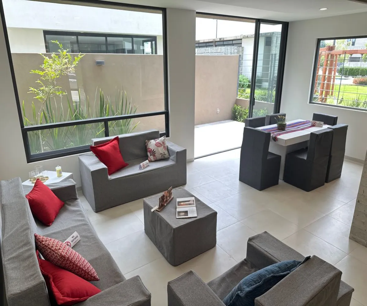 Casa En Venta,Parques Vallarta,Paseo del Norte 3322 108, Zapopan, Jalisco 45134, 4 Habitaciones,3 Baños,Paseo del Norte,3,pTdD7WK