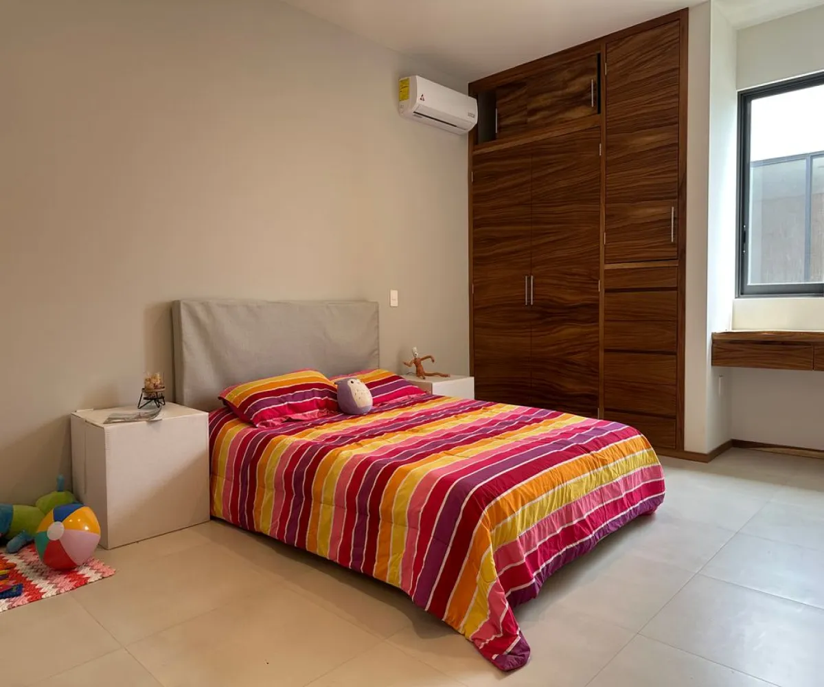 Casa En Venta,Parques Vallarta,Paseo del Norte 3322 108, Zapopan, Jalisco 45134, 4 Habitaciones,3 Baños,Paseo del Norte,3,pTdD7WK