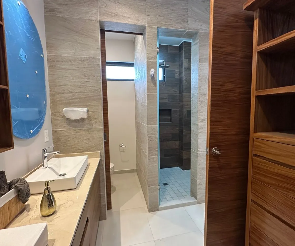 Casa En Venta,Parques Vallarta,Paseo del Norte 3322 108, Zapopan, Jalisco 45134, 4 Habitaciones,3 Baños,Paseo del Norte,3,pTdD7WK