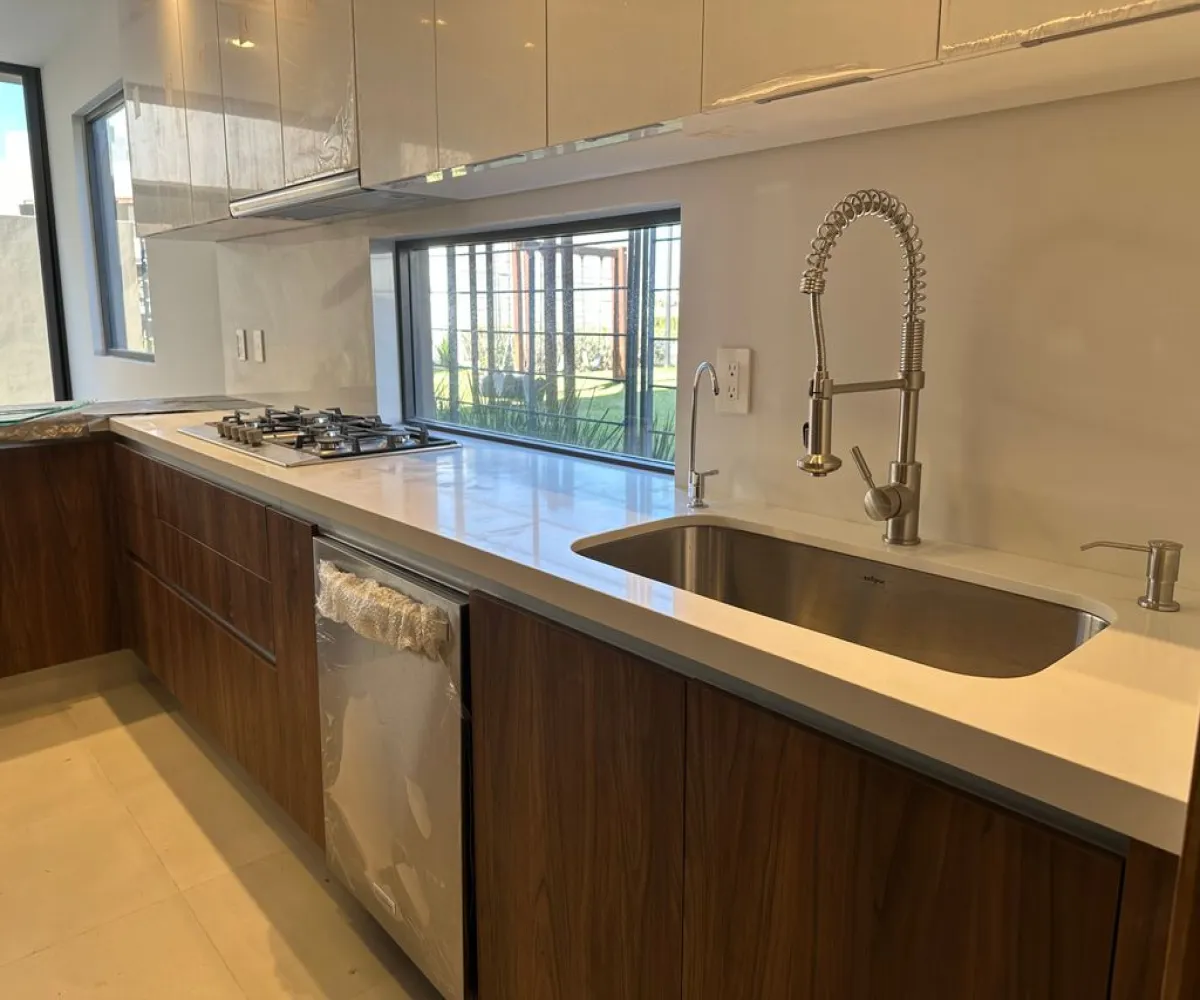 Casa En Venta,Parques Vallarta,Paseo del Norte 3322 108, Zapopan, Jalisco 45134, 4 Habitaciones,3 Baños,Paseo del Norte,3,pTdD7WK