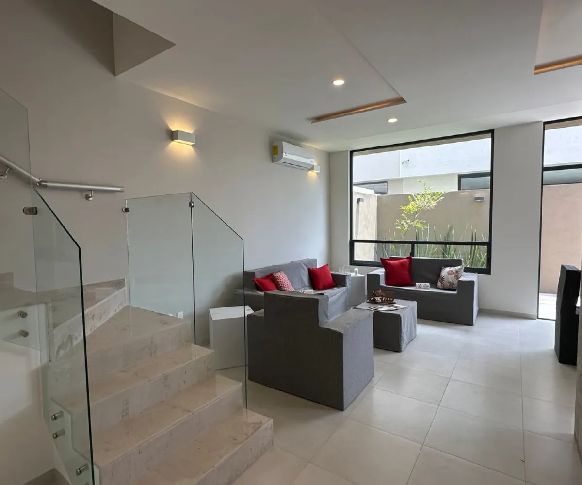 Casa En Venta,Parques Vallarta,Paseo del Norte 3322 108, Zapopan, Jalisco 45134, 4 Habitaciones,3 Baños,Paseo del Norte,3,pTdD7WK