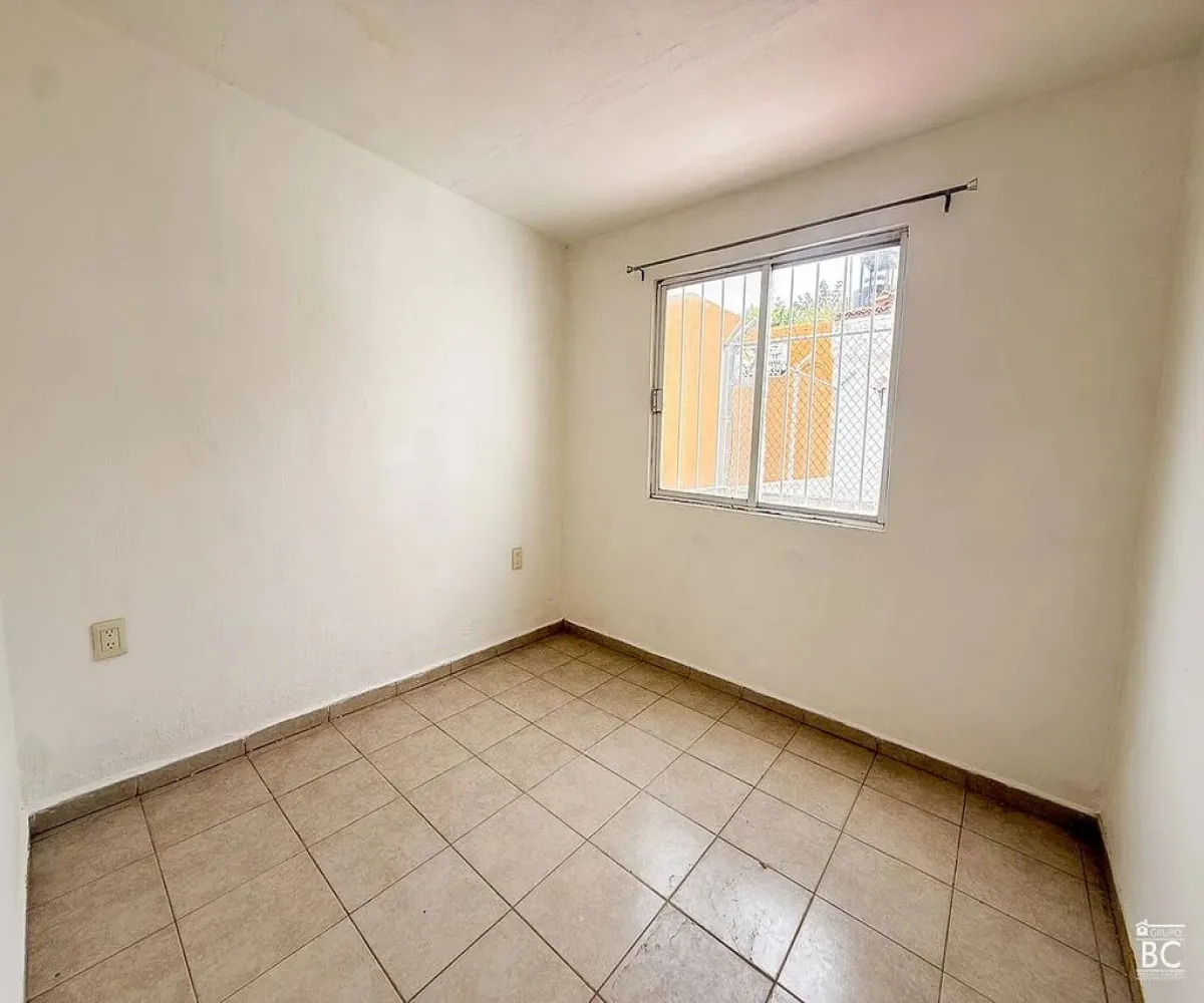 Casa En Venta,Jardines del Valle,Valle de Los Crotos 1733, Zapopan, Jalisco 45138, 3 Habitaciones,3 Baños,Valle de Los Crotos,2,pRry9Ei