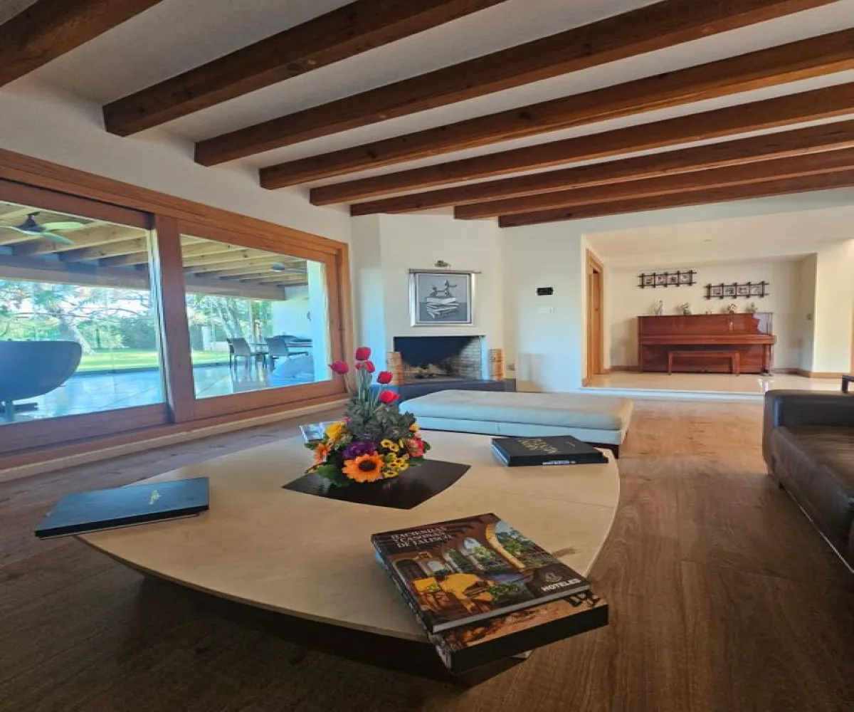 Casa En Venta,Valle Real,Paseo San Guillermo 2171 1, Zapopan, Jalisco 45019, 4 Habitaciones,5 Baños,Paseo San Guillermo,1,pQgGBJ1