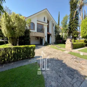 Casa En Venta,Valle Real,Paseo San Víctor 2581, Zapopan, Jalisco 45019, 4 Habitaciones,4 Baños,Paseo San Víctor,2,p0wvwTG