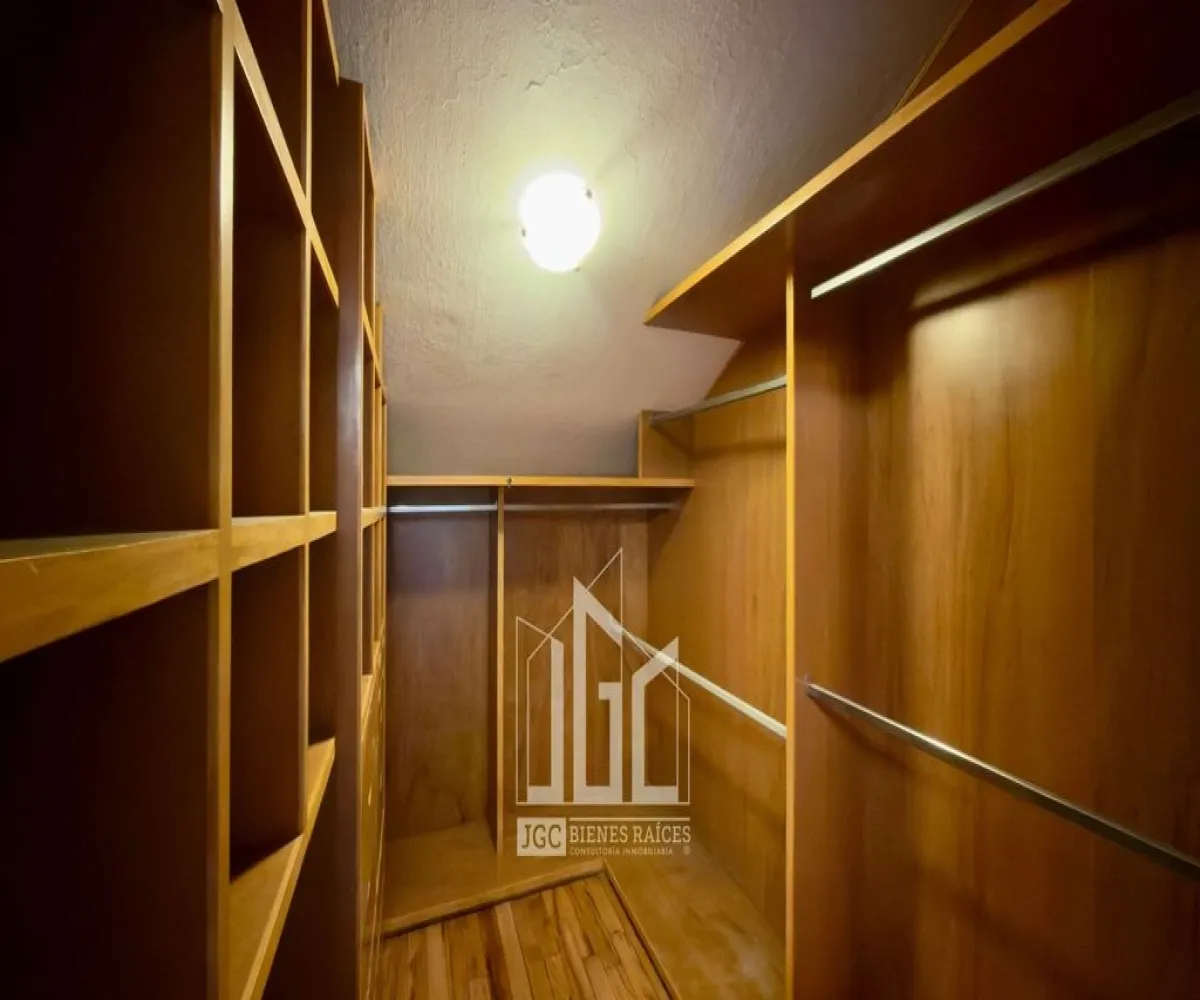 Casa En Venta,Valle Real,Paseo San Víctor 2581, Zapopan, Jalisco 45019, 4 Habitaciones,4 Baños,Paseo San Víctor,2,p0wvwTG