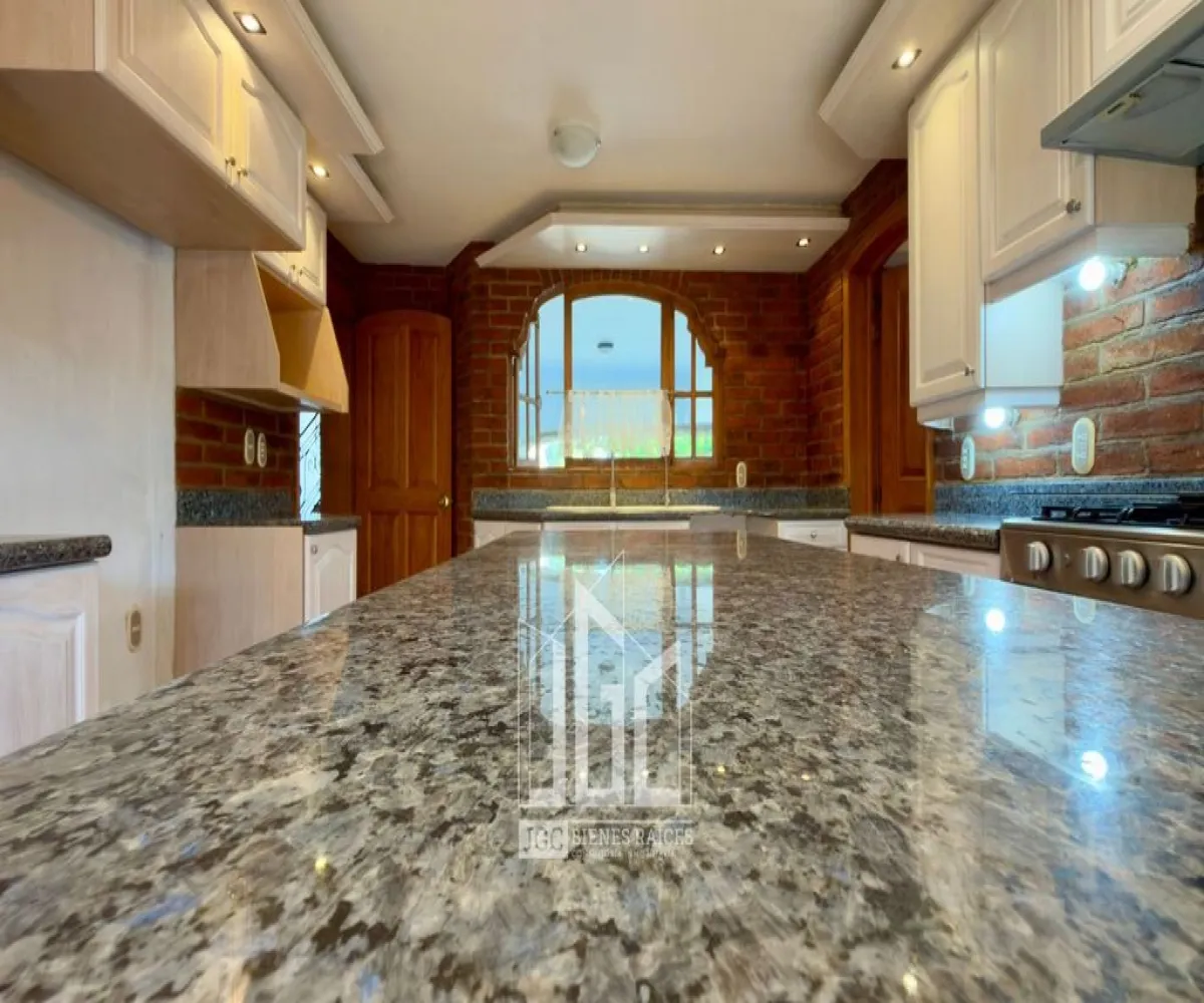 Casa En Venta,Valle Real,Paseo San Víctor 2581, Zapopan, Jalisco 45019, 4 Habitaciones,4 Baños,Paseo San Víctor,2,p0wvwTG