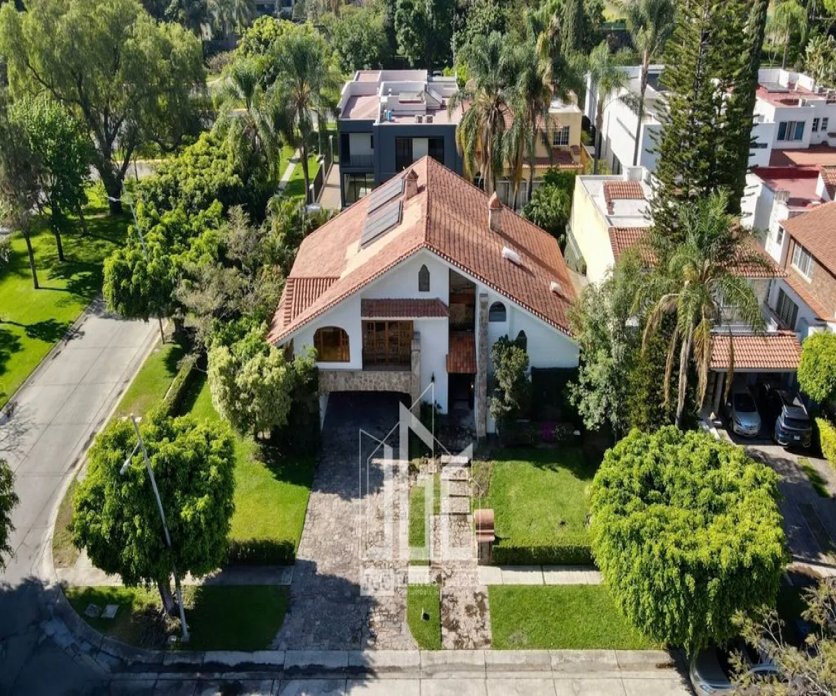 Casa En Venta,Valle Real,Paseo San Víctor 2581, Zapopan, Jalisco 45019, 4 Habitaciones,4 Baños,Paseo San Víctor,2,p0wvwTG