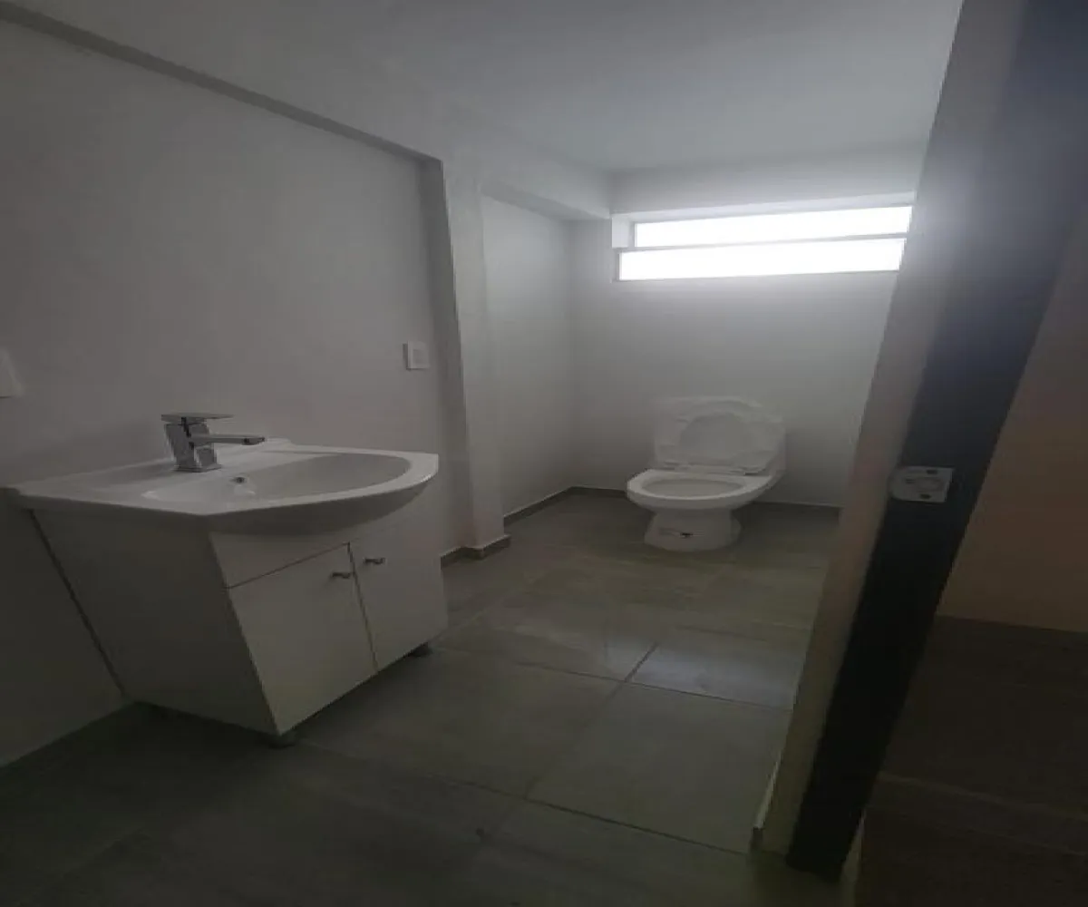 Oficina En Renta,Circunvalación Vallarta,Avenida Manuel Acuña 2559, Guadalajara, Jalisco 44680,9 Baños,Avenida Manuel Acuña,1,pgTvlju