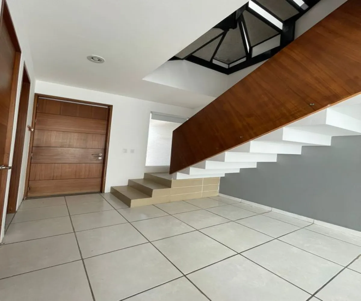 Casa En Renta,Zona Real,Avenida Paseo de La Luna 1150, Zapopan, Jalisco 45134, 3 Habitaciones,2 Baños,Avenida Paseo de La Luna,1,pjCoROR