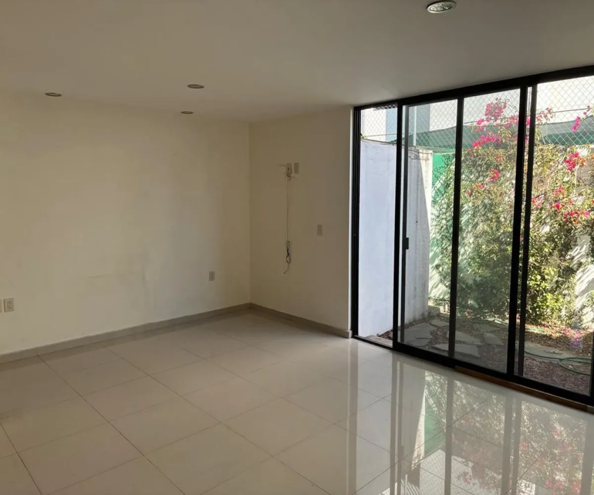 Casa En Venta,Villas Belenes,Avenida Venustiano Carranza 1201, Zapopan, Jalisco 45150, 3 Habitaciones,1 Baño,Avenida Venustiano Carranza,1,pNBAfk3