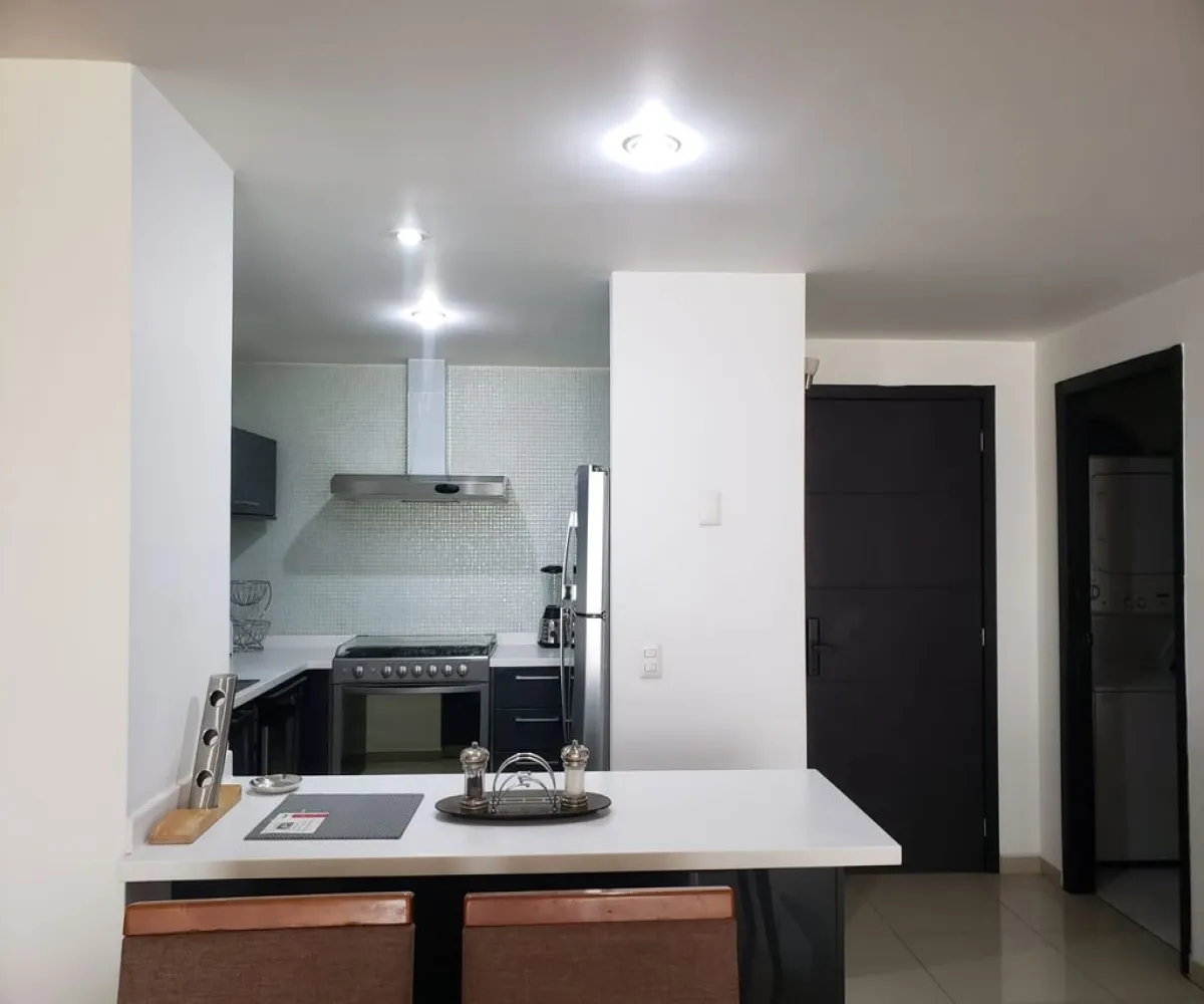 Departamento En Renta,Americana,Avenida Chapultepec Sur 480 16, Guadalajara, Jalisco 44160, 2 Habitaciones,2 Baños,Avenida Chapultepec Sur,1,pyOTmSJ