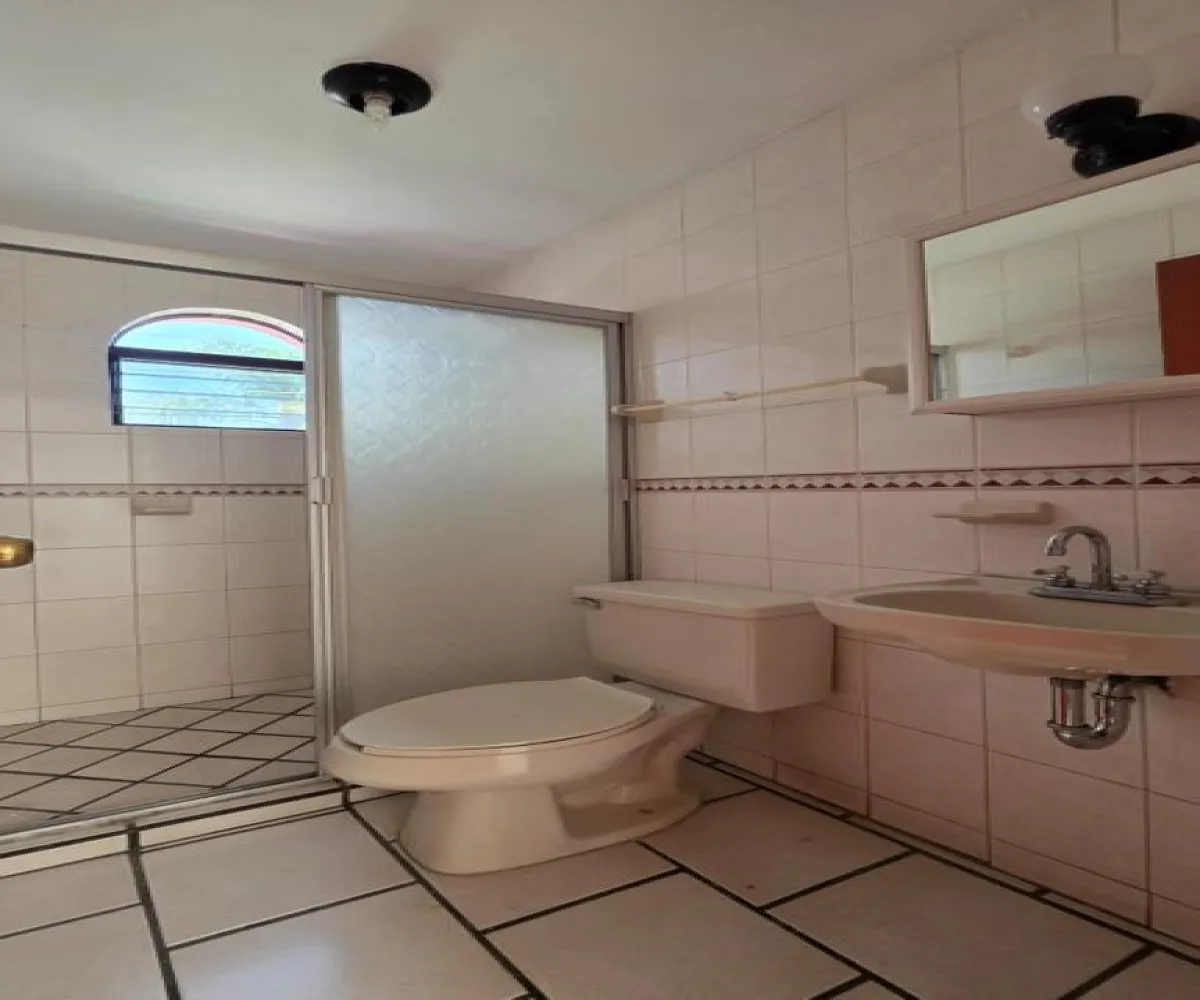 Casa En Renta,La Alameda,Calle Rinconada de Cáceres 1516, Zapopan, Jalisco 45079, 3 Habitaciones,1 Baño,Calle Rinconada de Cáceres,2,pG5gpFq