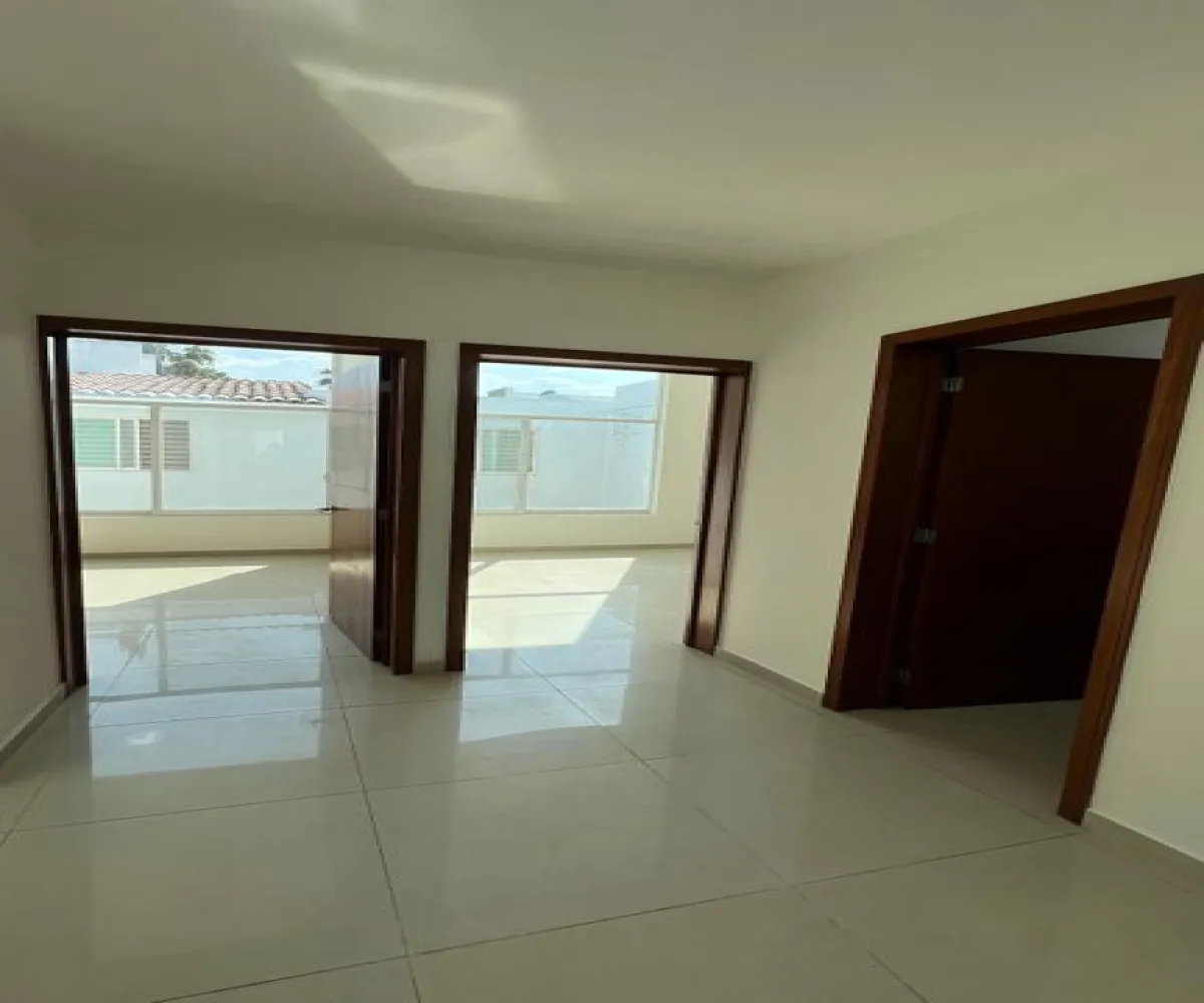 Casa En Venta,La Tijera,Almería 387, Tlajomulco de Zúñiga, Jalisco 45647, 3 Habitaciones,2 Baños,Almería,1,pvDFZKB