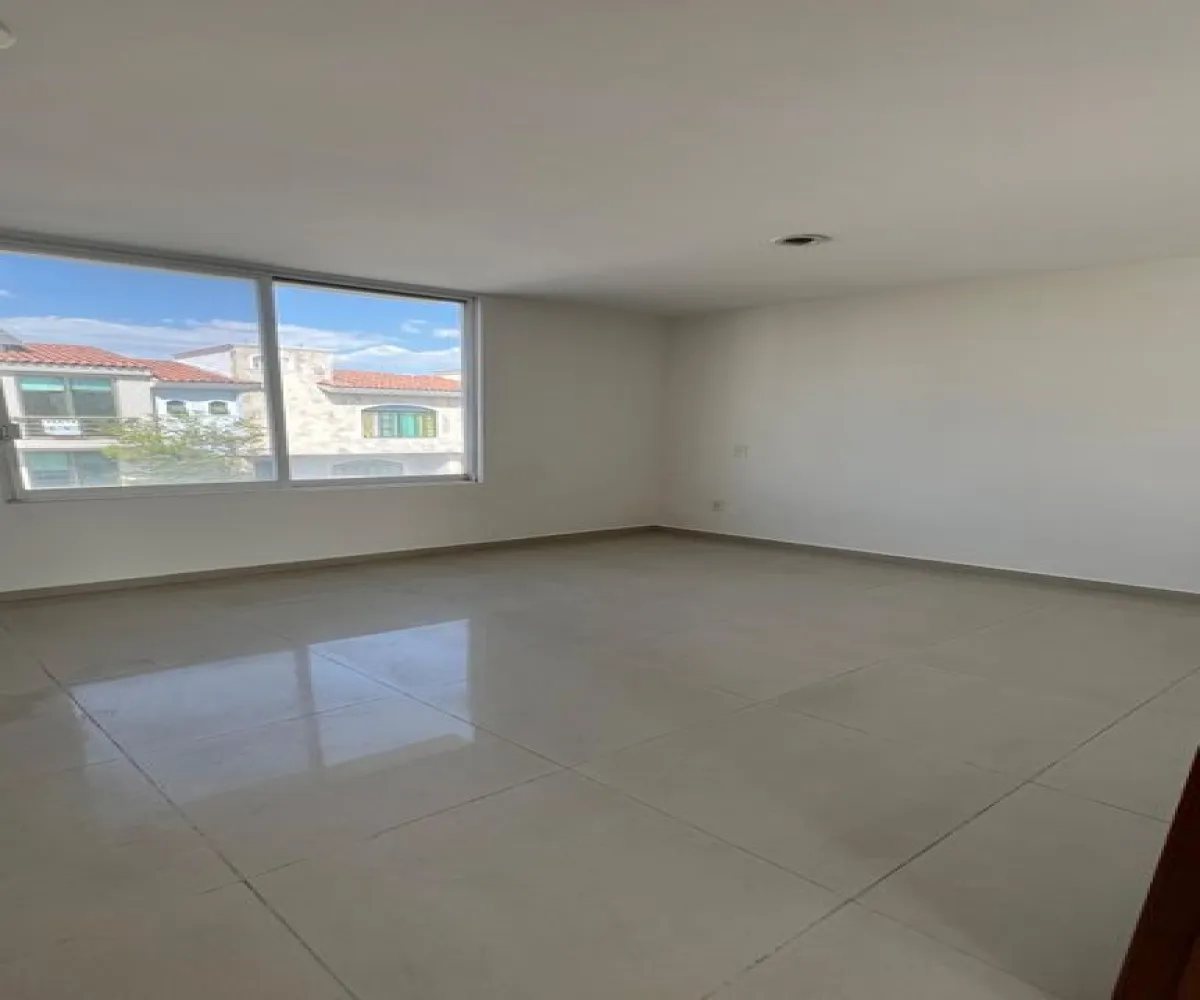 Casa En Venta,La Tijera,Almería 387, Tlajomulco de Zúñiga, Jalisco 45647, 3 Habitaciones,2 Baños,Almería,1,pvDFZKB