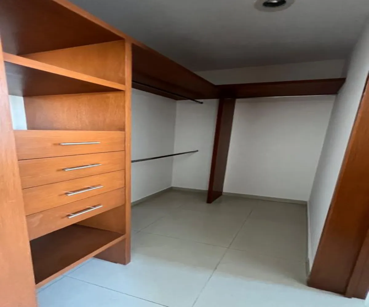 Casa En Venta,La Tijera,Almería 387, Tlajomulco de Zúñiga, Jalisco 45647, 3 Habitaciones,2 Baños,Almería,1,pvDFZKB