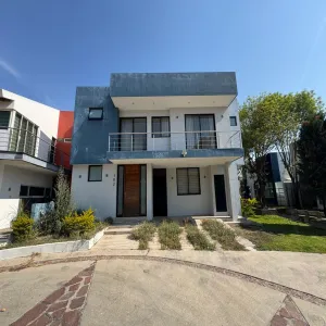 Casa En Venta,Del Pilar Residencial,ALEVIA S/N, Tlajomulco de Zúñiga, Jalisco 45645, 3 Habitaciones,4 Baños,ALEVIA,2,pabjf1t