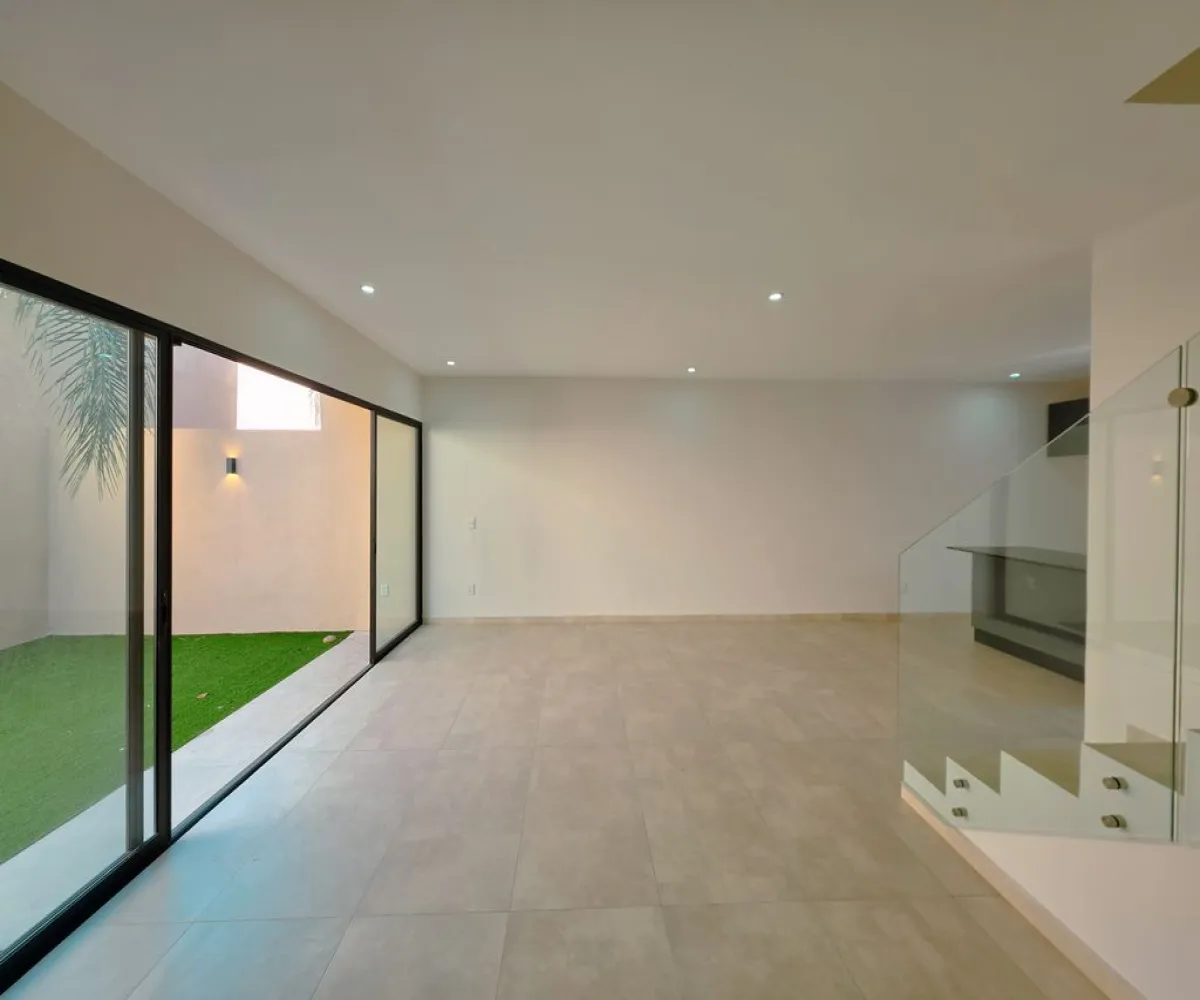 Casa En Venta,Granja,Calzada de los Laureles 835, Zapopan, Jalisco 45010, 3 Habitaciones,2 Baños,Calzada de los Laureles,3,pgqHOjQ