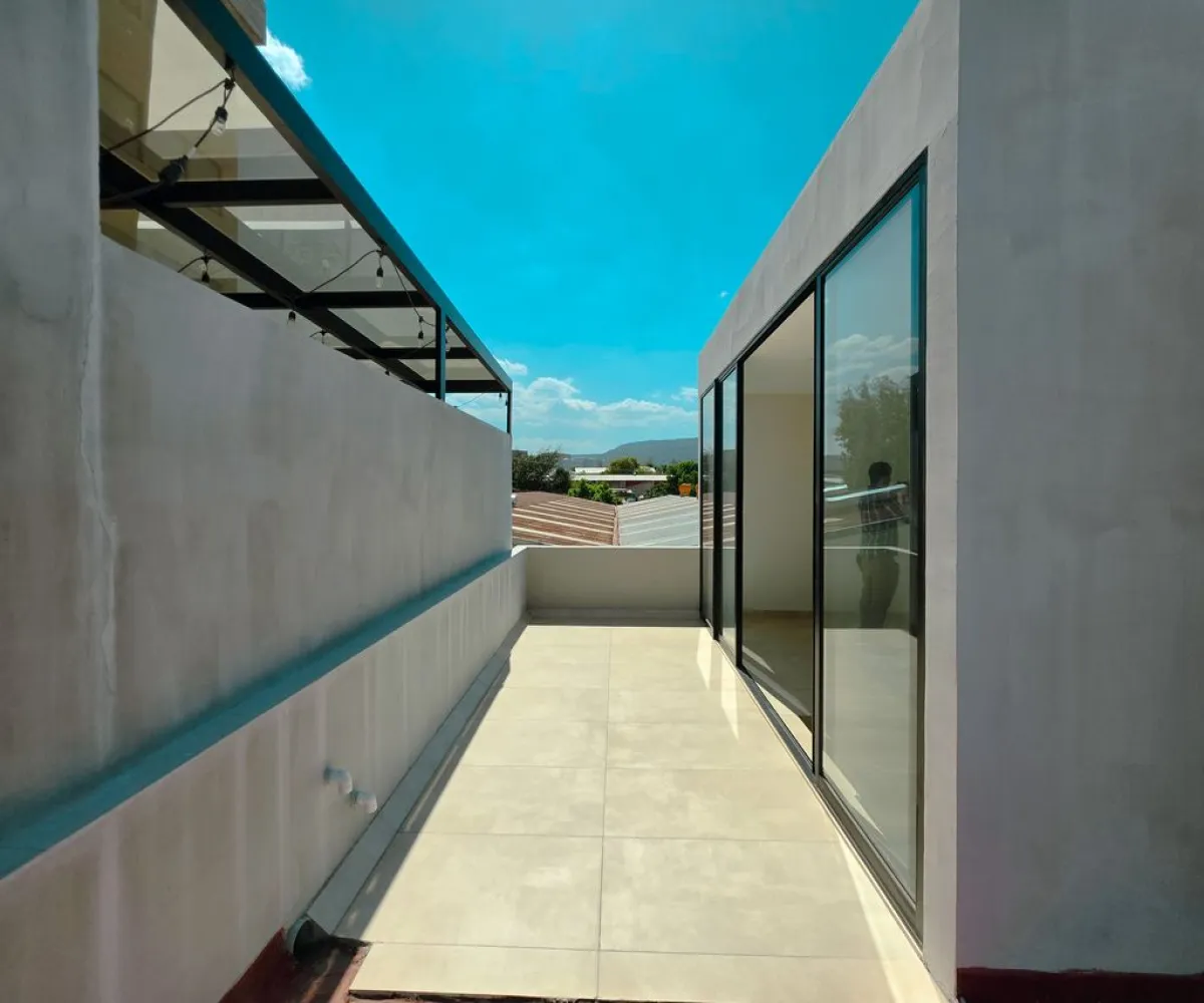 Casa En Venta,Granja,Calzada de los Laureles 835, Zapopan, Jalisco 45010, 3 Habitaciones,2 Baños,Calzada de los Laureles,3,pgqHOjQ