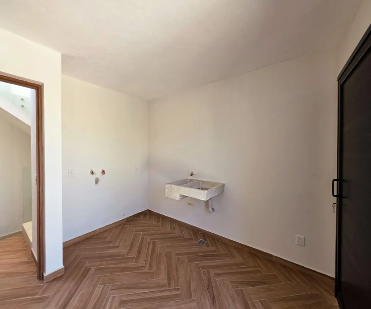 Casa En Venta,Granja,Calzada de los Laureles 835, Zapopan, Jalisco 45010, 3 Habitaciones,2 Baños,Calzada de los Laureles,3,pgqHOjQ