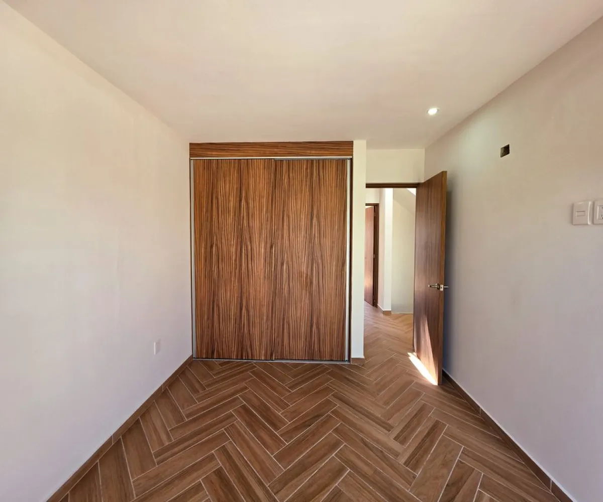 Casa En Venta,Granja,Calzada de los Laureles 835, Zapopan, Jalisco 45010, 3 Habitaciones,2 Baños,Calzada de los Laureles,3,pgqHOjQ