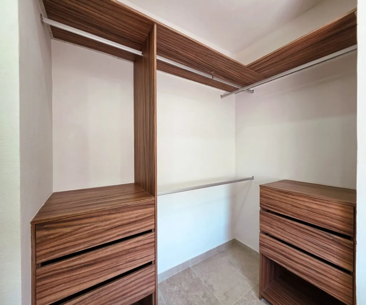 Casa En Venta,Granja,Calzada de los Laureles 835, Zapopan, Jalisco 45010, 3 Habitaciones,2 Baños,Calzada de los Laureles,3,pgqHOjQ