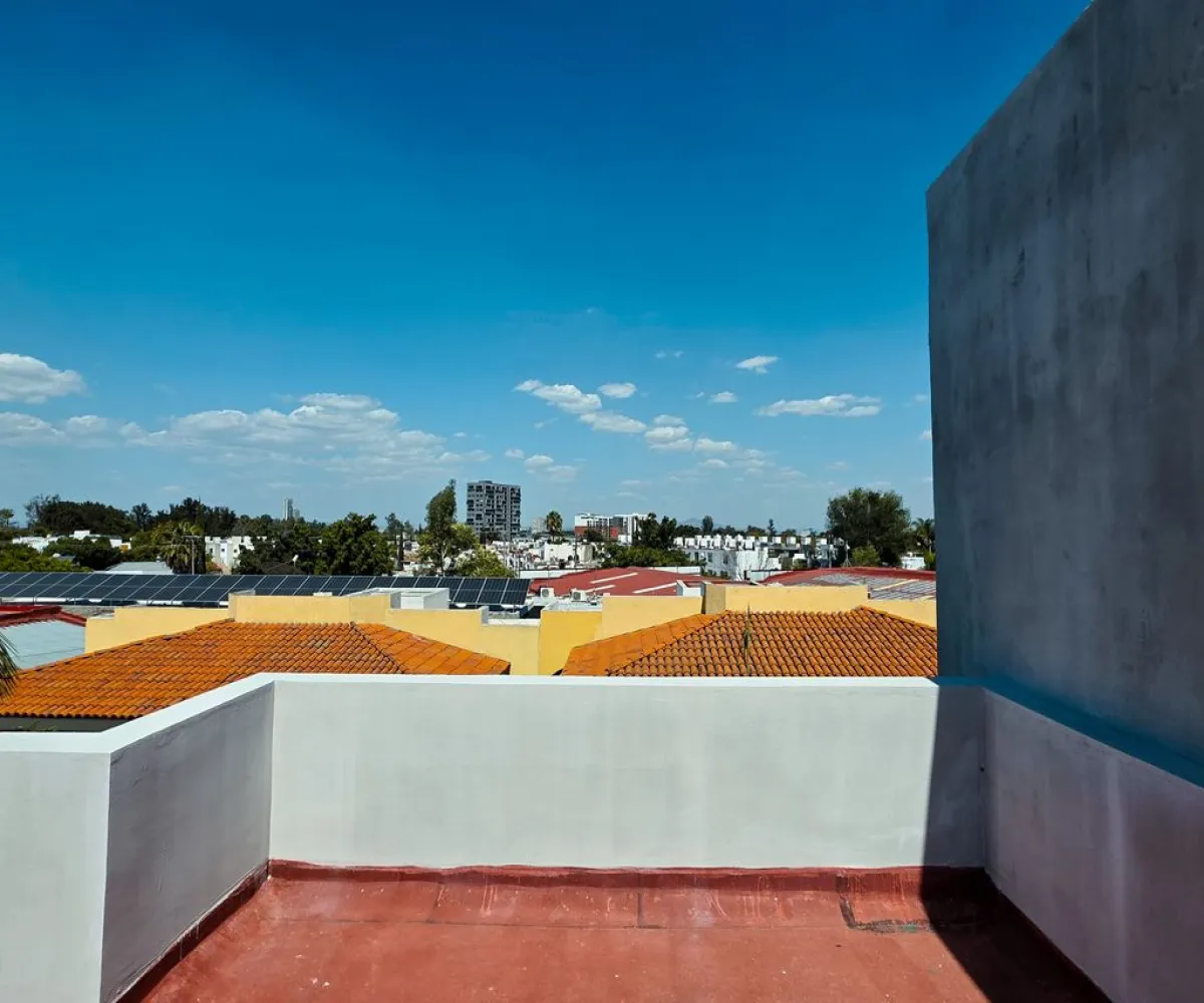 Casa En Venta,Granja,Calzada de los Laureles 835, Zapopan, Jalisco 45010, 3 Habitaciones,2 Baños,Calzada de los Laureles,3,pgqHOjQ