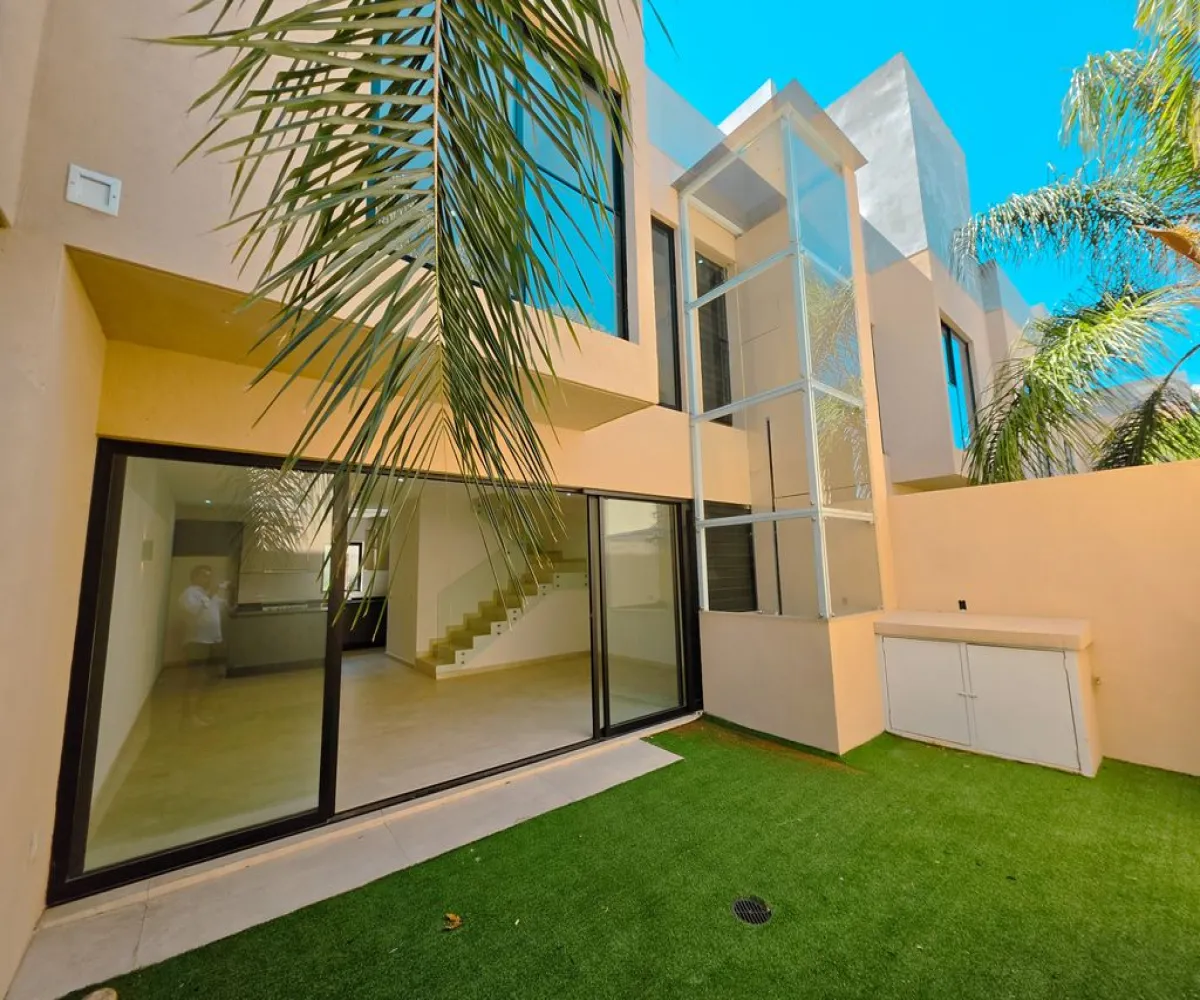 Casa En Venta,Granja,Calzada de los Laureles 835, Zapopan, Jalisco 45010, 3 Habitaciones,2 Baños,Calzada de los Laureles,3,pgqHOjQ