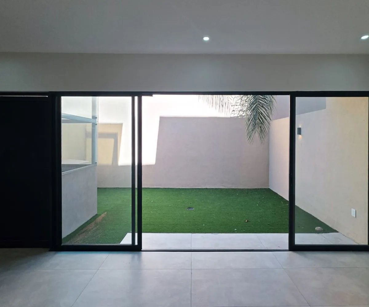 Casa En Venta,Granja,Calzada de los Laureles 835, Zapopan, Jalisco 45010, 3 Habitaciones,2 Baños,Calzada de los Laureles,3,pgqHOjQ