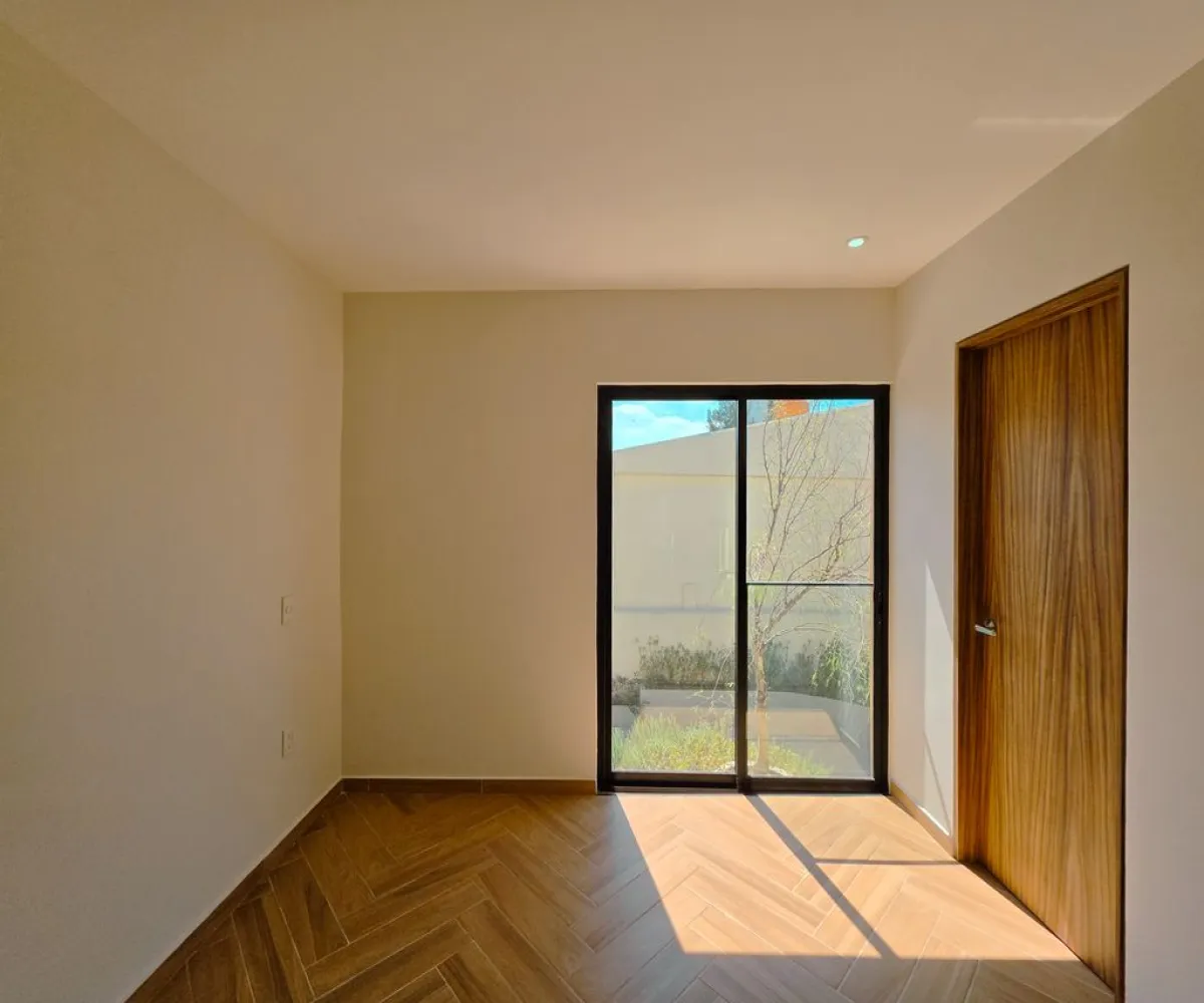 Casa En Venta,Granja,Calzada de los Laureles 835, Zapopan, Jalisco 45010, 3 Habitaciones,2 Baños,Calzada de los Laureles,3,pgqHOjQ