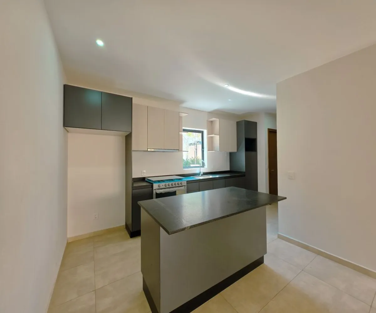 Casa En Venta,Granja,Calzada de los Laureles 835, Zapopan, Jalisco 45010, 3 Habitaciones,2 Baños,Calzada de los Laureles,3,pgqHOjQ