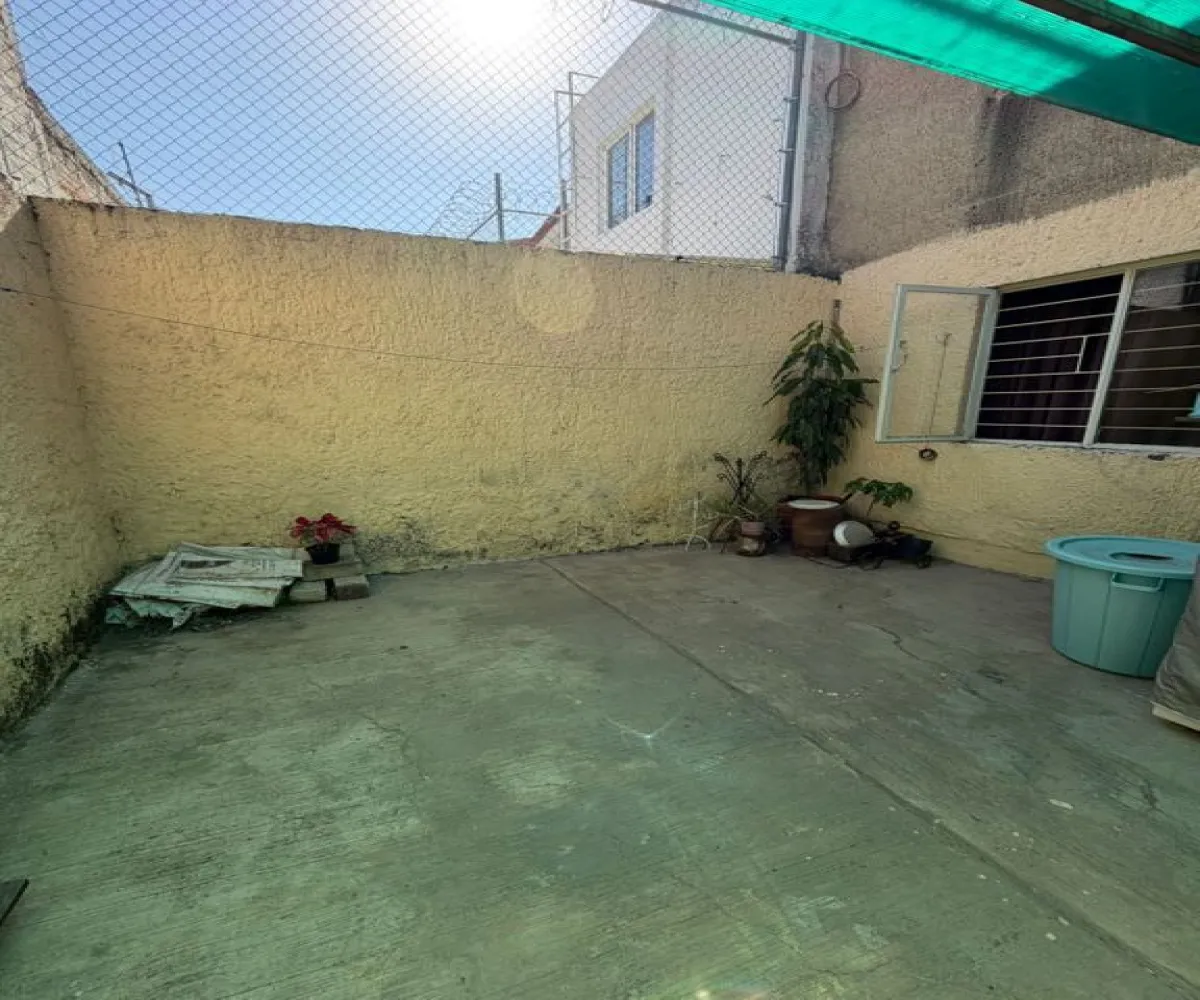 Departamento En Venta,Paseos del Sol,Calle Tomás Balcázar 5527 1, Zapopan, Jalisco 45079, 2 Habitaciones,1 Baño,Calle Tomás Balcázar,1,pwp4hfr