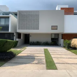Casa En Renta,SAN AGUSTIN,Avenida Vuelo de las Grullas 8 08, Tlajomulco de Zúñiga, Jalisco 45645, 3 Habitaciones,4 Baños,Avenida Vuelo de las Grullas,2,pWOvb7S