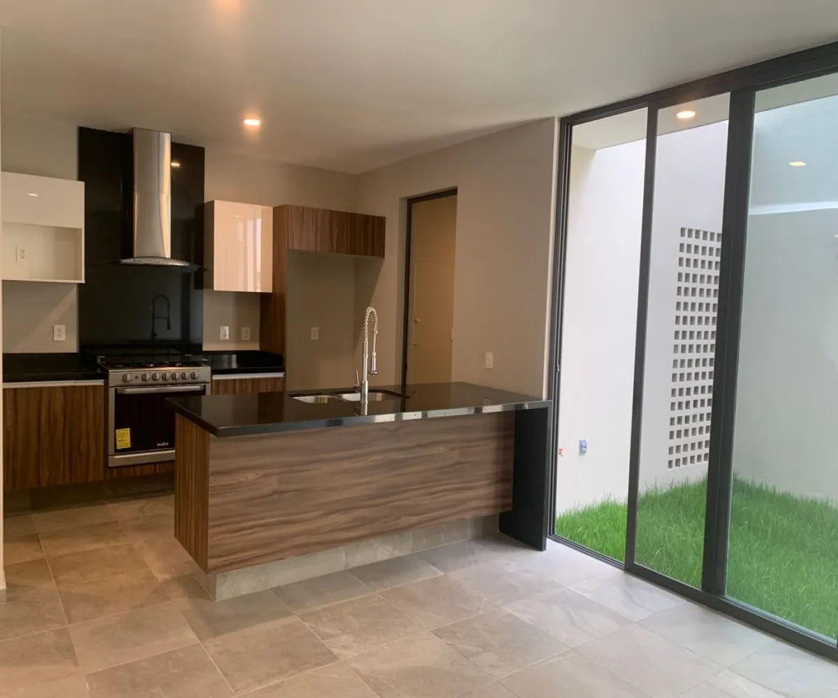 Casa En Renta,SAN AGUSTIN,Avenida Vuelo de las Grullas 8 08, Tlajomulco de Zúñiga, Jalisco 45645, 3 Habitaciones,4 Baños,Avenida Vuelo de las Grullas,2,pWOvb7S