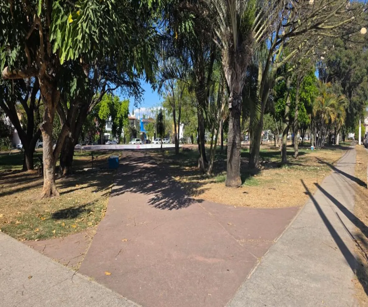 Casa En Venta,Tesistan,Fray Francisco de Palou 456 52, Zapopan, Jalisco 45200, 3 Habitaciones,3 Baños,Fray Francisco de Palou,2,ppO6AEF