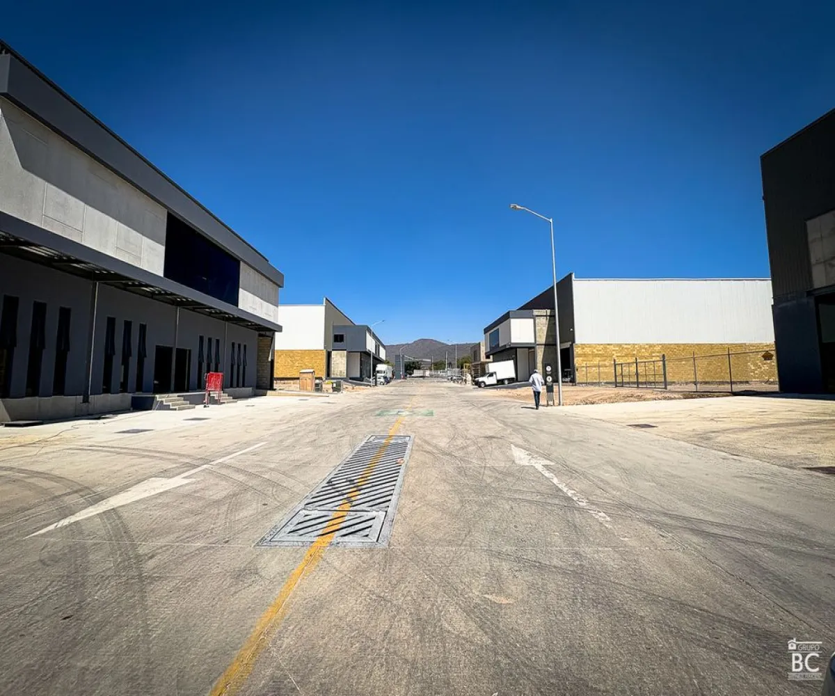 Bodega En Venta,Campo sur,Circuito Metropolitano Vicente Fernández Gómez 69 b10, Tlajomulco de Zúñiga, Jalisco 45664,1 Baño,Circuito Metropolitano Vicente Fernández Gómez,2,p0dKVAo