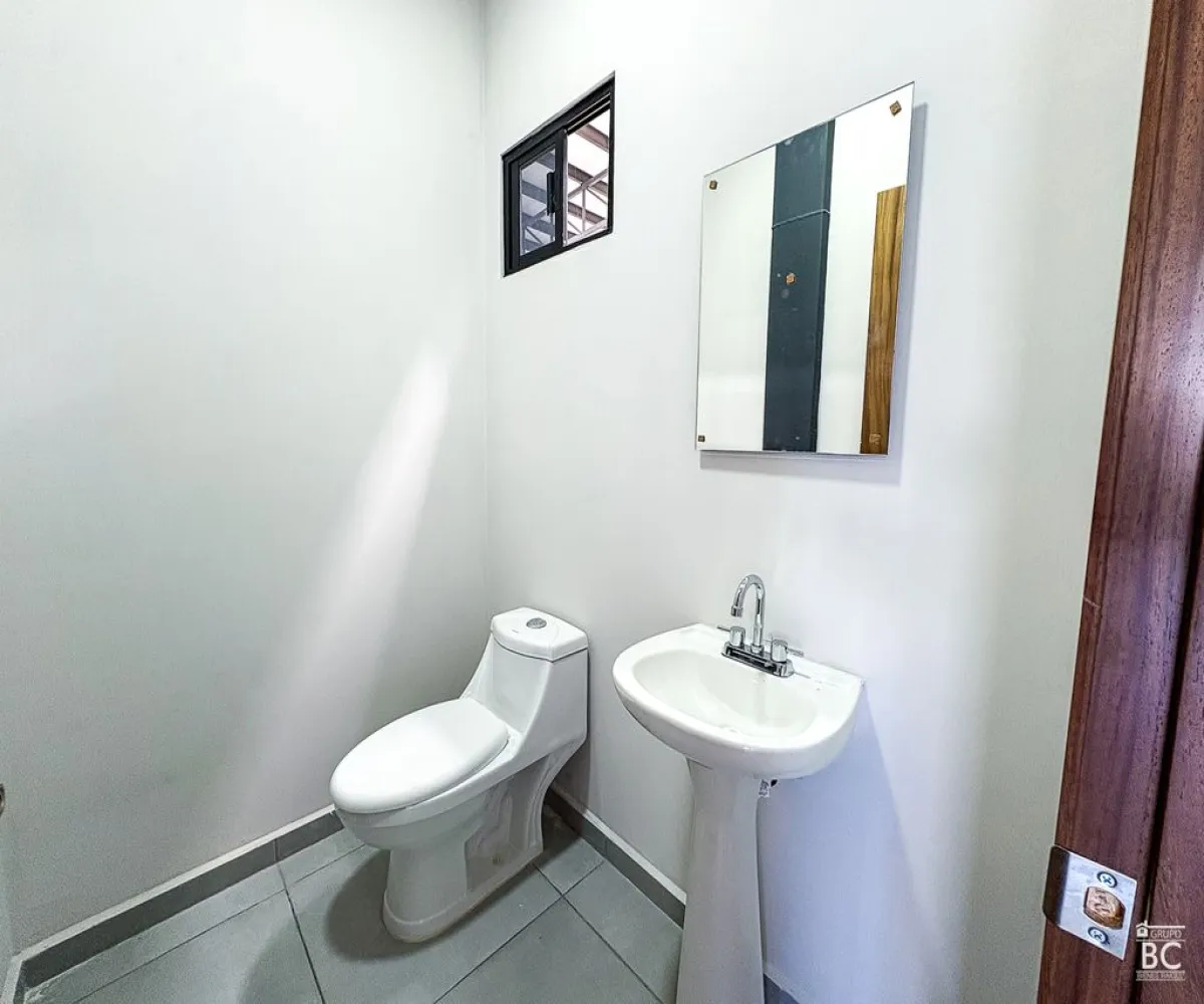 Bodega En Venta,Campo sur,Circuito Metropolitano Vicente Fernández Gómez 69 b10, Tlajomulco de Zúñiga, Jalisco 45664,1 Baño,Circuito Metropolitano Vicente Fernández Gómez,2,p0dKVAo