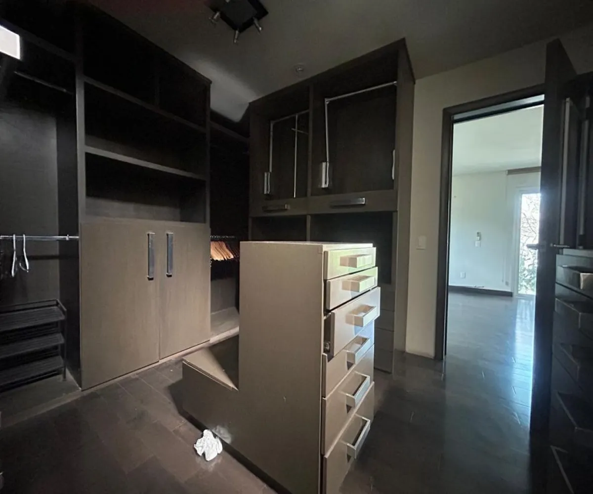 Casa En Renta,Atlas Colomos,Atlas Colomos Poniente 82, Zapopan, Jalisco 45118, 5 Habitaciones,5 Baños,Atlas Colomos Poniente,1,pcxvNpu