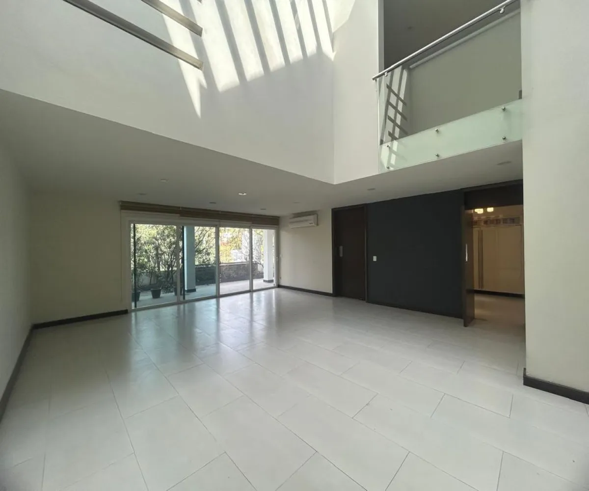 Casa En Renta,Atlas Colomos,Atlas Colomos Poniente 82, Zapopan, Jalisco 45118, 5 Habitaciones,5 Baños,Atlas Colomos Poniente,1,pcxvNpu